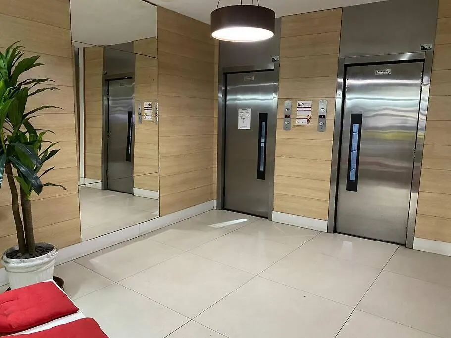 Apartamento à 3 minutos do palco principal do Revéillon de Copacabana-1